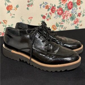 Women’s Patent Oxford size 6.5 Franco Sarto Charles Derby